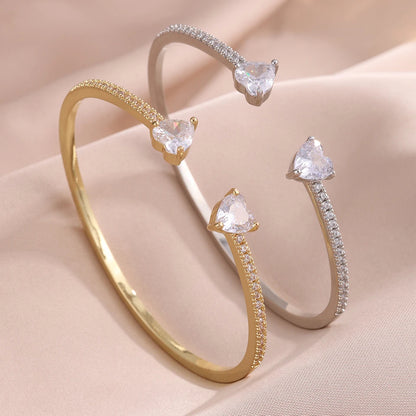 Juego de 2 Pulseras Con Forma de Corazón Chapadas En Oro
