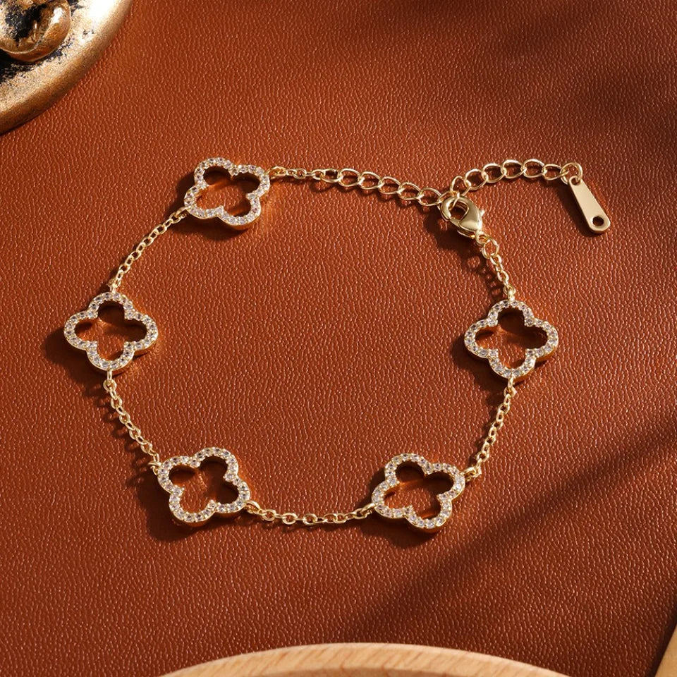 Juego de 4 Pulseras de Lujo Chapadas En Oro