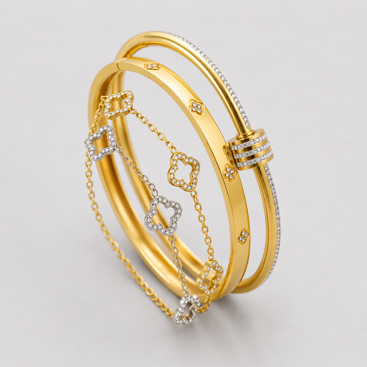Juego de 4 Pulseras de Lujo Chapadas En Oro
