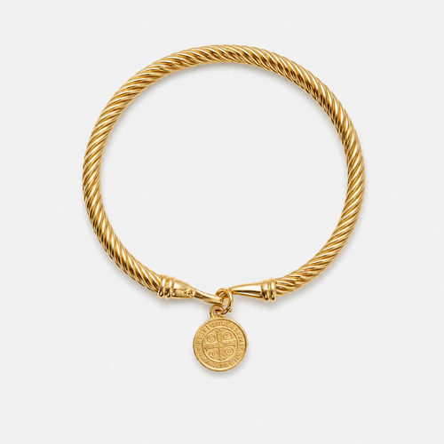 Pulsera Con Colgante de San Benito Chapado en Oro