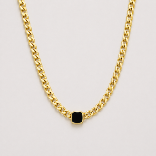 Collar Chapado en Oro Con Una Piedra Cuadrada de ónix