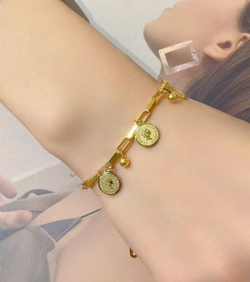 Pulsera Chapada En Oro Con Medallas de la Prosperidad