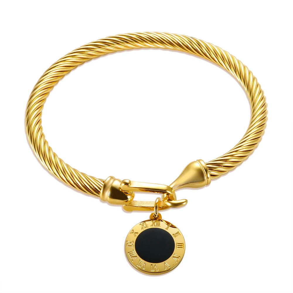 Pulsera Con Colgante de Onix Bañada en Oro