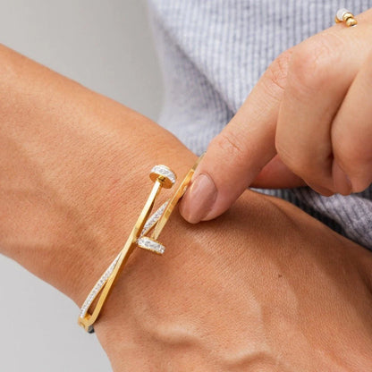 Pulsera de Uñas con Circonitas Chapadas en Oro