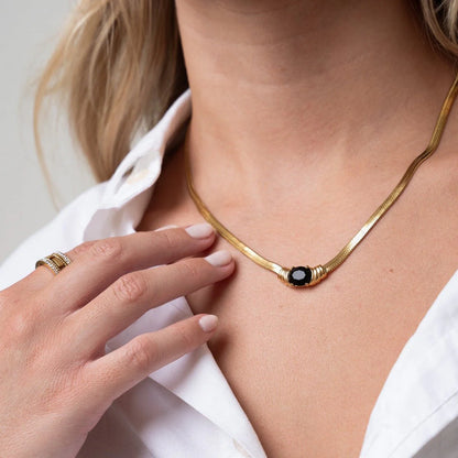 Collar de Malla Con Piedra de ónix Chapado en Oro
