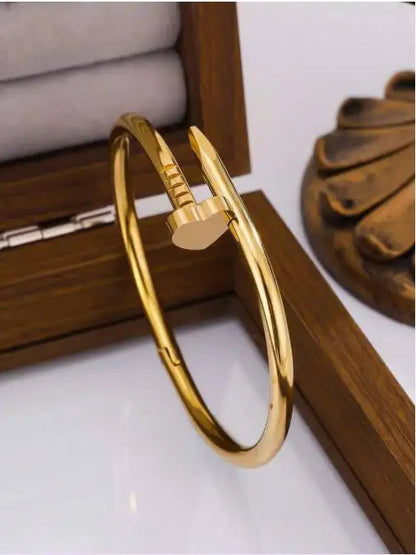 Conjunto de 3 Pulseras Florales Con Circonitas Cúbicas Chapadas En Oro