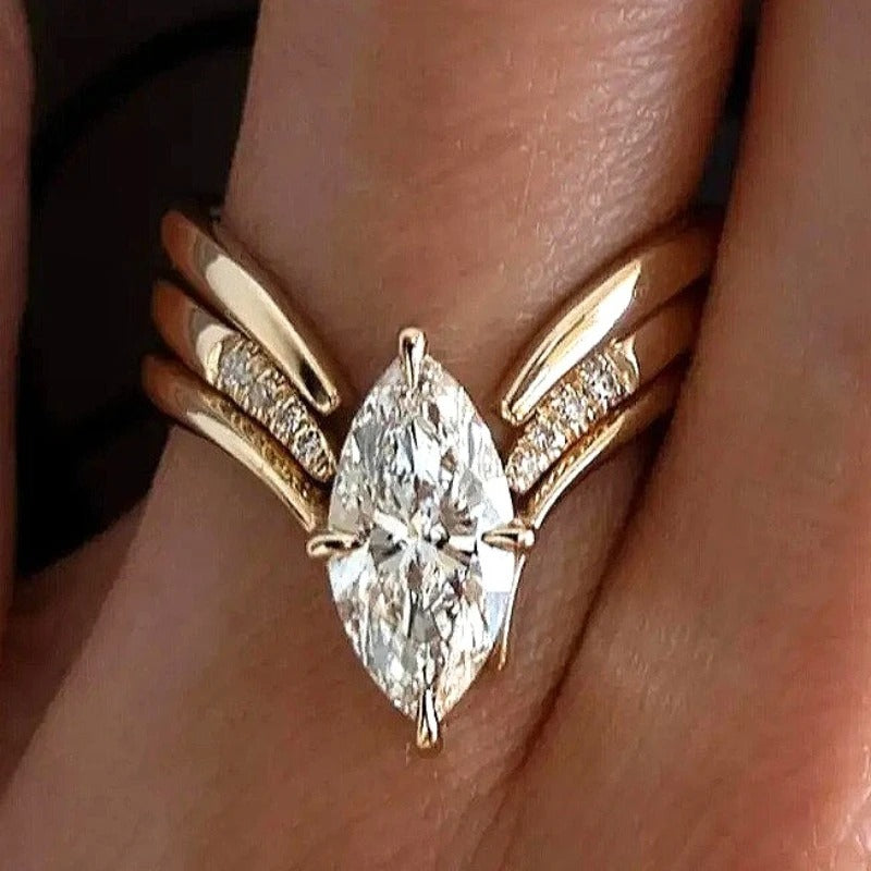Anillo Bañado en Oro Elizabeth