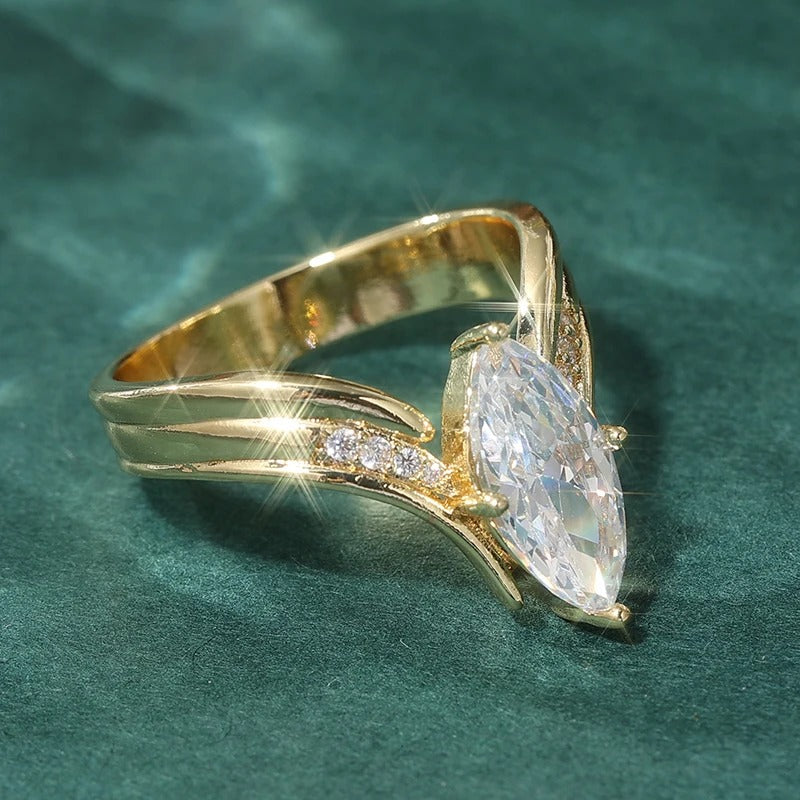 Anillo Bañado en Oro Elizabeth